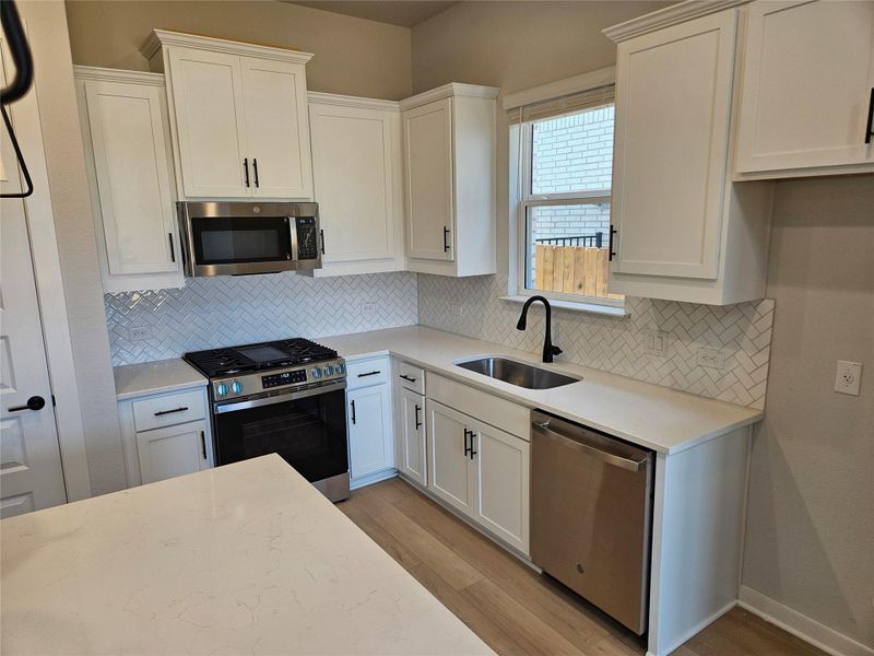 Furnished interior view inside a new home in Estancia West, Manchaca (Image 15). Furnished interior view inside a new home in Estancia West, Manchaca (Image 15).
