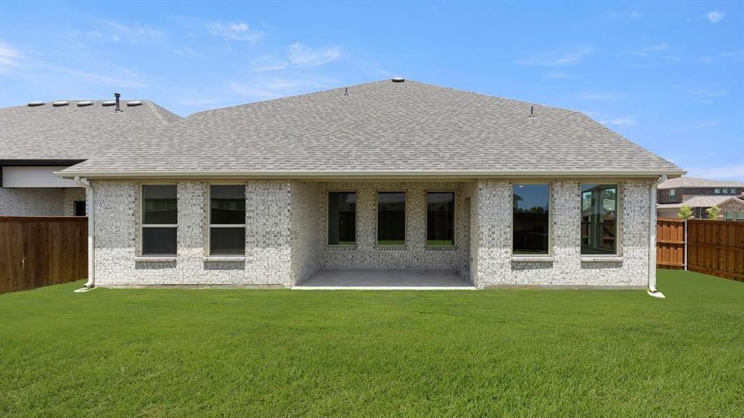 25_26. 1335 Pierce - Back 25_26. 1335 Pierce - Back