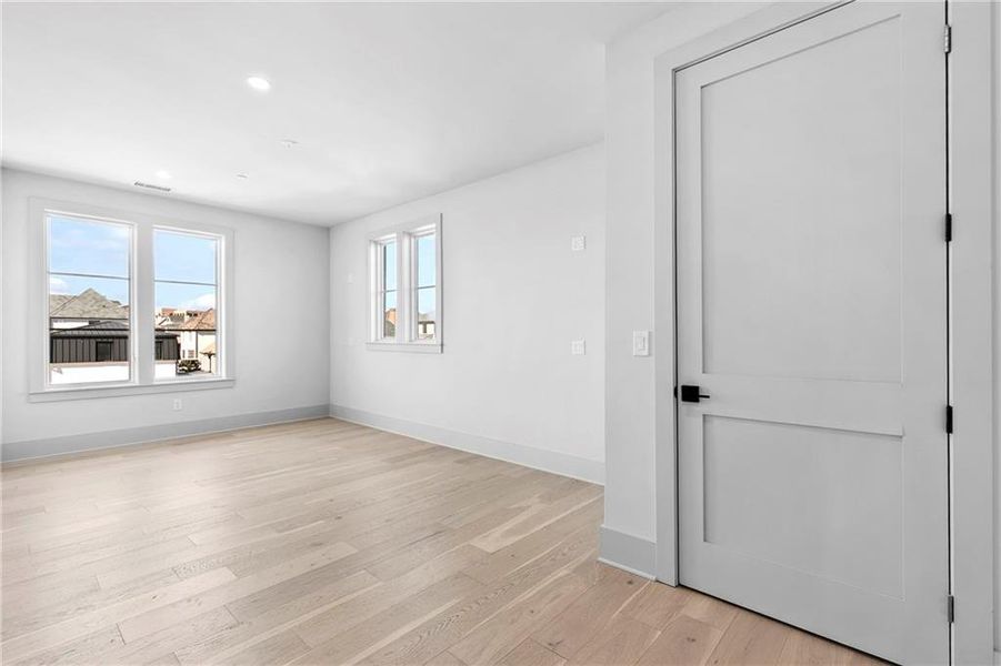 Spacious, unfurnished interior of a new home in , Fayetteville (Image 23).