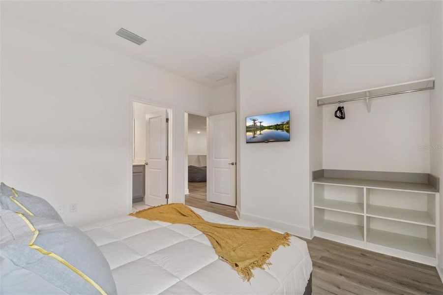 Furnished interior view inside a new home in , Kissimmee (Image 75).