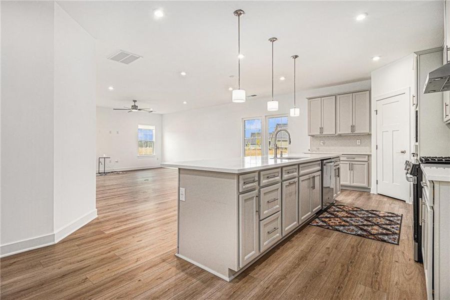 Image 37 of a home in .