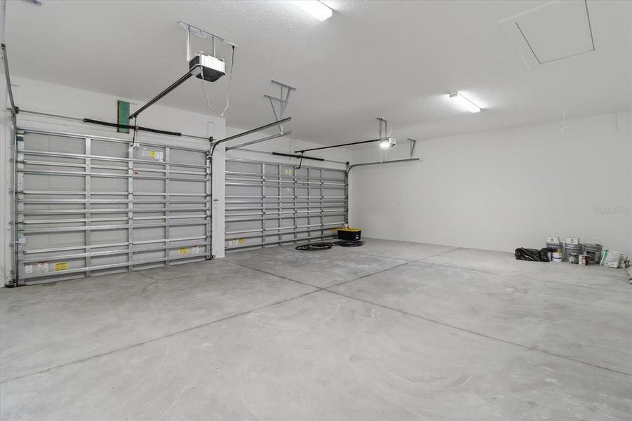 Spacious, unfurnished interior of a new home in , Beverly Hills (Image 24).