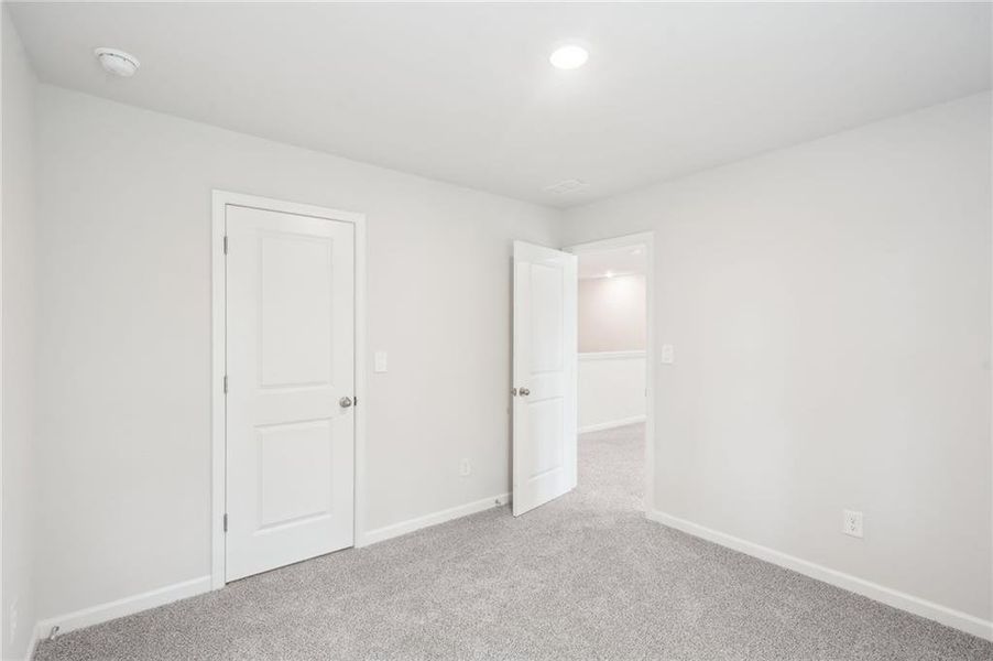 Spacious, unfurnished interior of a new home in Westmont Preserve, Powder Springs (Image 25). Spacious, unfurnished interior of a new home in Westmont Preserve, Powder Springs (Image 25).