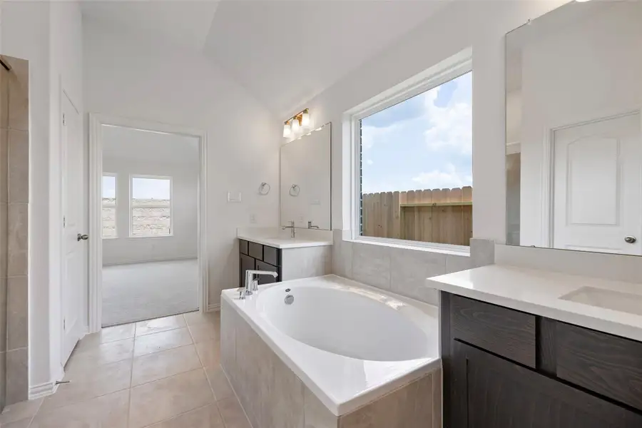 Furnished interior view inside a new home in River Ranch, Dayton (Image 8).