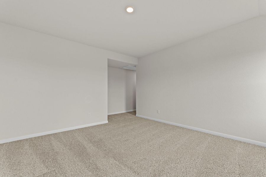 Spacious, unfurnished interior of a new home in Whisper South, San Marcos (Image 29).
