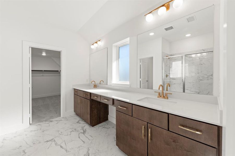 22. 2724 Andorra - Bath (2)