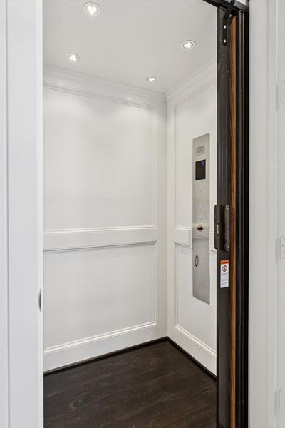 Full size residential elevator Full size residential elevator