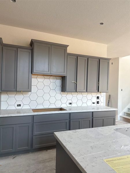 Gorgeous Open Concept Kitchen