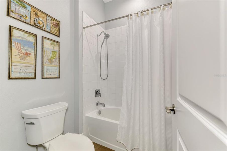 Furnished interior view inside a new home in , Venice (Image 27).