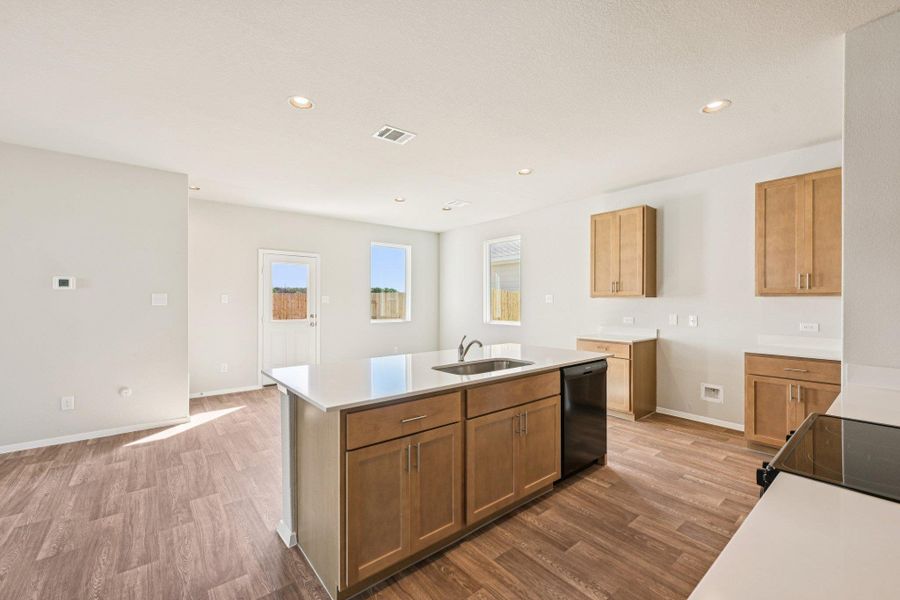 Furnished interior view inside a new home in Cascade, Liberty Hill (Image 13).