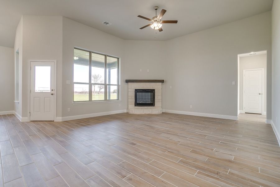Spacious, unfurnished interior of a new home in Creekview Farms, Greenville (Image 25). Spacious, unfurnished interior of a new home in Creekview Farms, Greenville (Image 25).