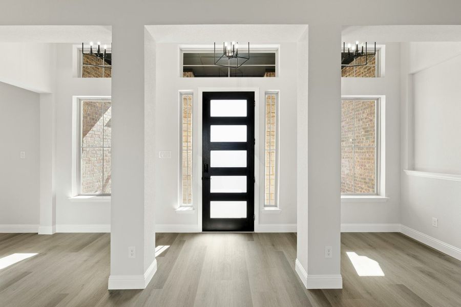 Spacious, unfurnished interior of a new home in Berkshire Estates, Mesquite (Image 15).