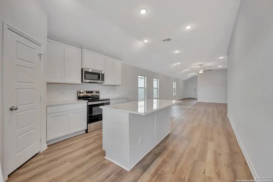 Furnished interior view inside a new home in Park Place, New Braunfels (Image 10). Furnished interior view inside a new home in Park Place, New Braunfels (Image 10).