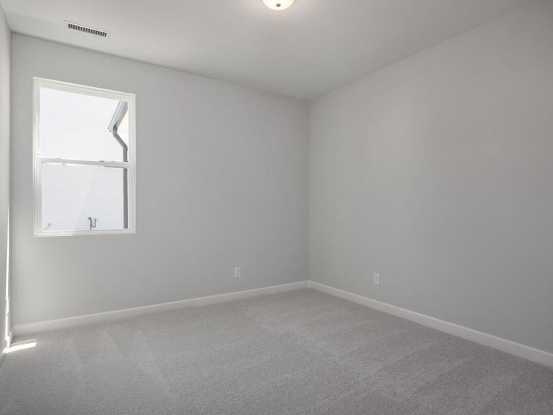 Spacious, unfurnished interior of a new home in Gregory Village, Lillington (Image 16).
