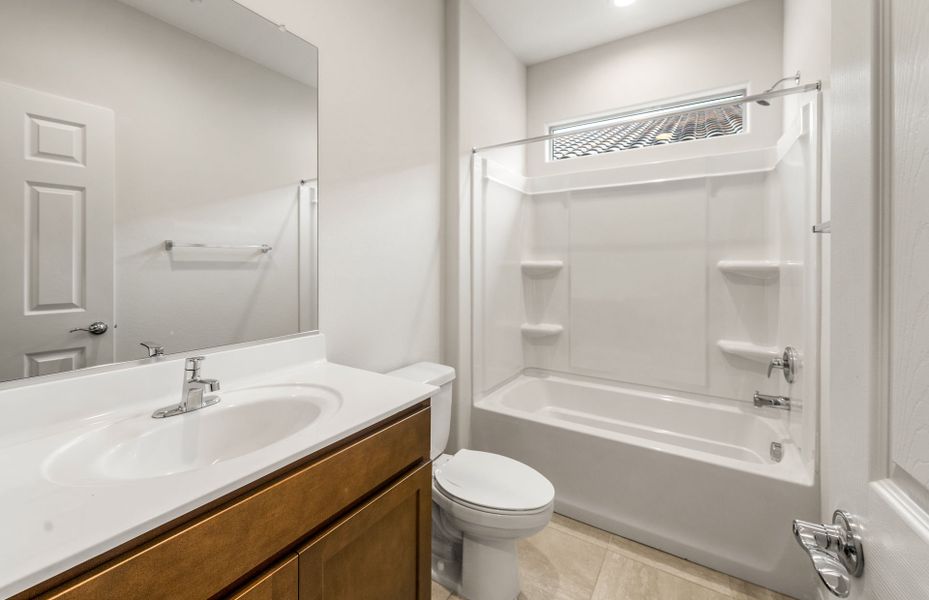 Furnished interior view inside a new home in El Cidro, Goodyear (Image 6).