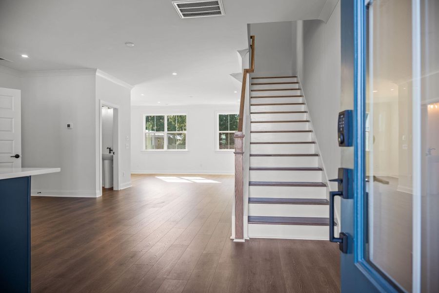 Spacious, unfurnished interior of a new home in Hayes Park, Johns Island (Image 21).