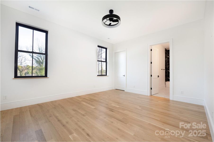 Spacious, unfurnished interior of a new home in , Charlotte (Image 20).