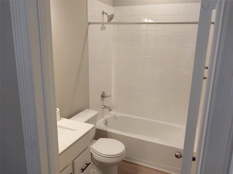 Image 9 of a home in . Image 9 of a home in .