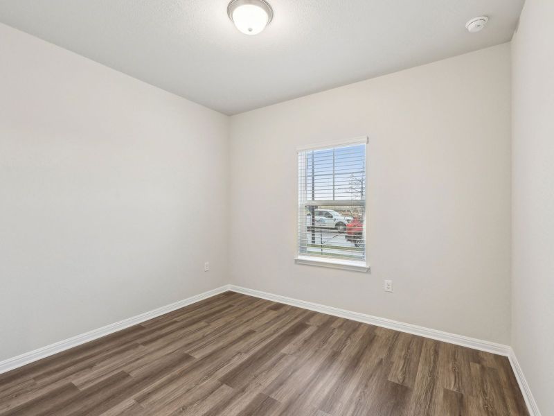 Spacious, unfurnished interior of a new home in Flora, Hutto (Image 11).
