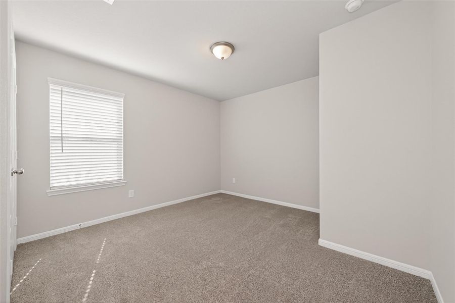 Spacious, unfurnished interior of a new home in Woodland Lakes, Houston (Image 43).