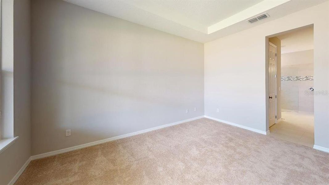 Spacious, unfurnished interior of a new home in Firethorn, Parrish (Image 12).