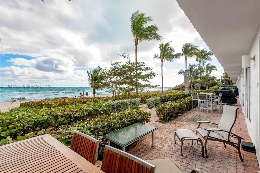 Exterior details and patio area of a home in , Hallandale Beach (Image 20).
