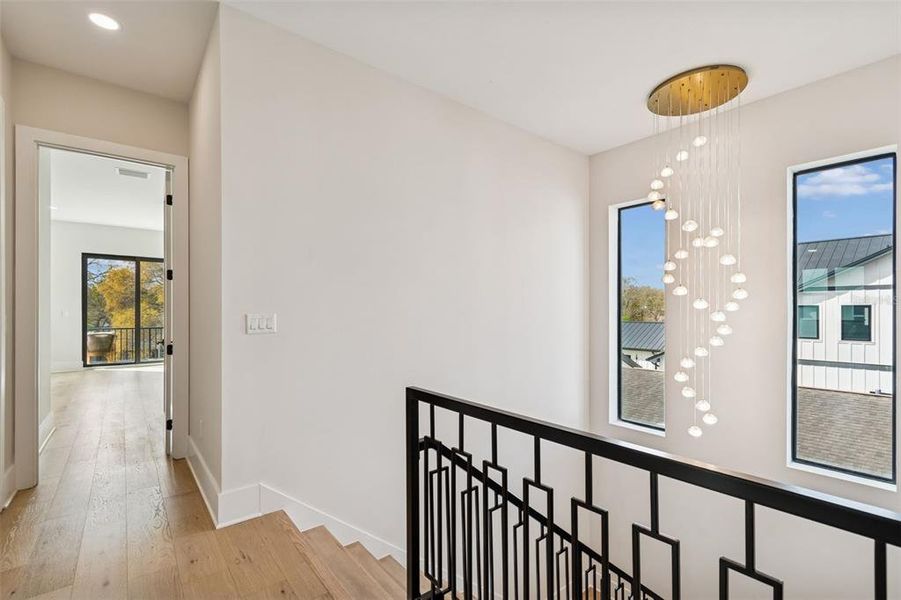 Spacious, unfurnished interior of a new home in , Tampa (Image 36).