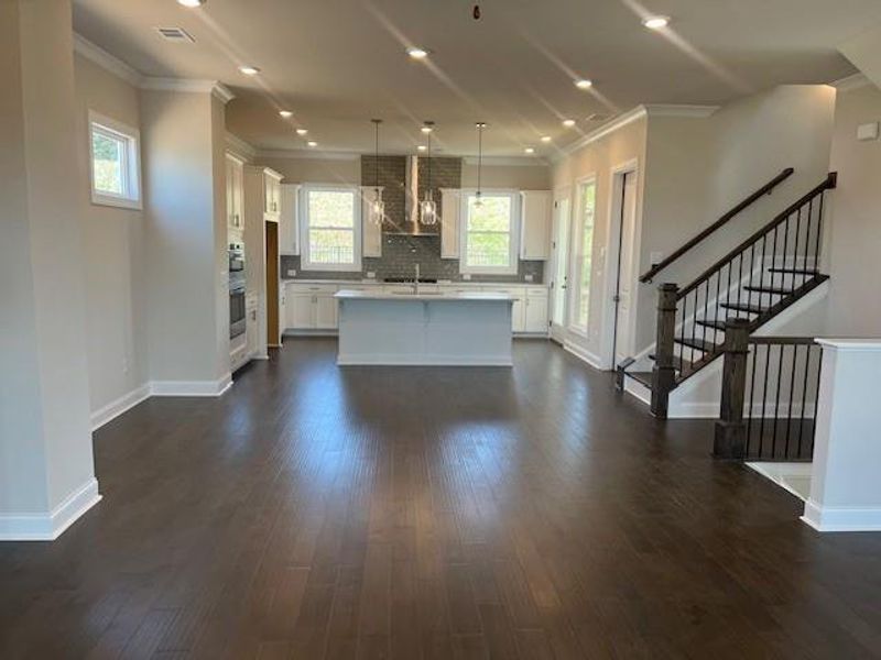 Image 43 of a home in Palisades Single Family.