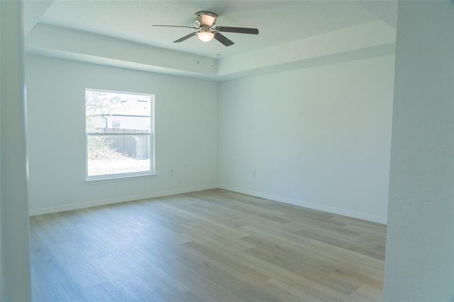 Spacious, unfurnished interior of a new home in , Ocala (Image 26).
