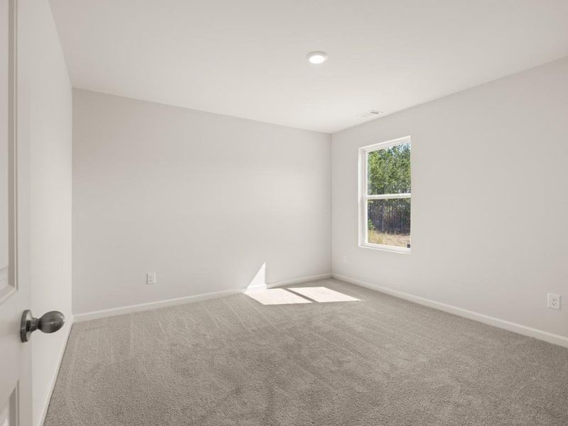Spacious, unfurnished interior of a new home in Parkside at Carter Grove, Cartersville (Image 40).