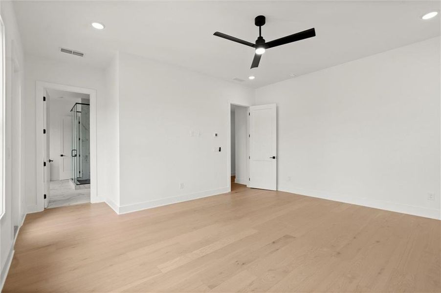 Spacious, unfurnished interior of a new home in The Gathering – Alpharetta, Alpharetta (Image 31).