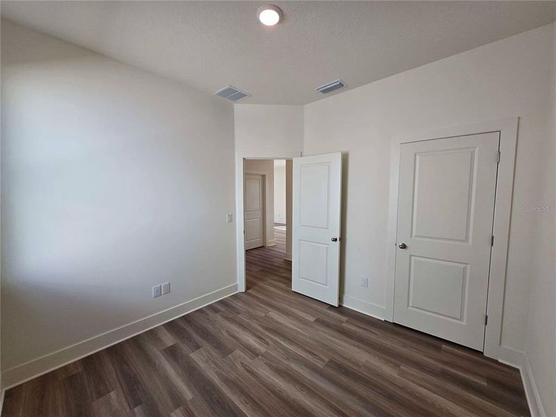 Spacious, unfurnished interior of a new home in Arbor Meadows, Spring Hill (Image 6).