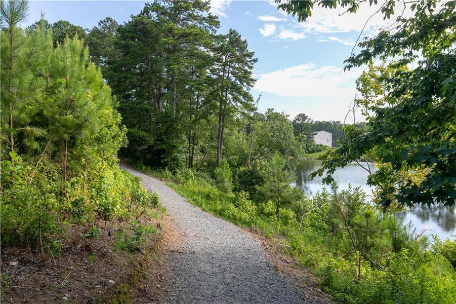 Natural landscape and outdoor views near Madison at Buice Lake in Acworth (Image 65).