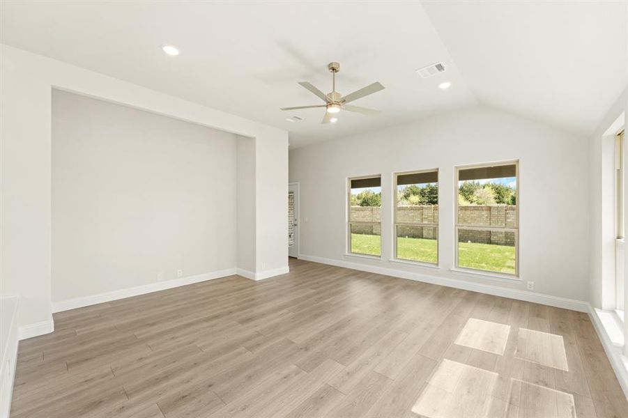 Spacious, unfurnished interior of a new home in Arcadia Trails Classic 60, Balch Springs (Image 23). Spacious, unfurnished interior of a new home in Arcadia Trails Classic 60, Balch Springs (Image 23).