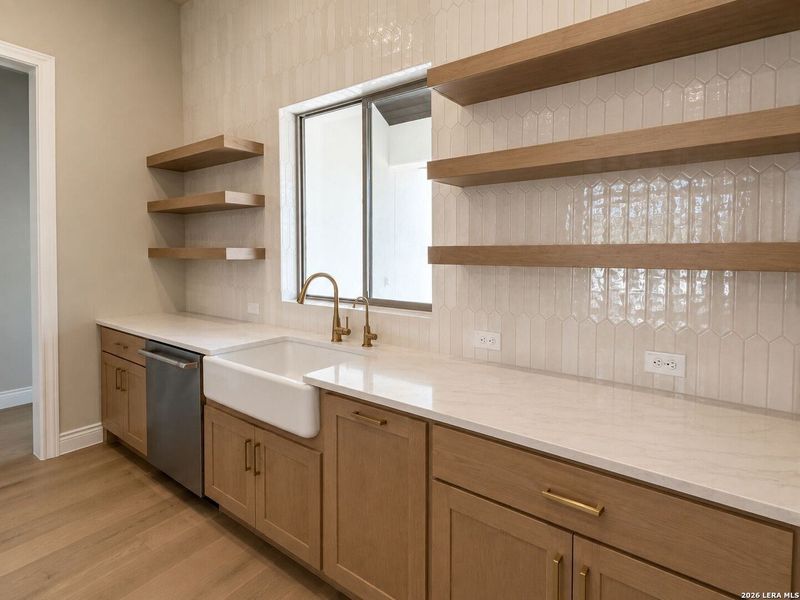 Furnished interior view inside a new home in , Canyon Lake (Image 12).