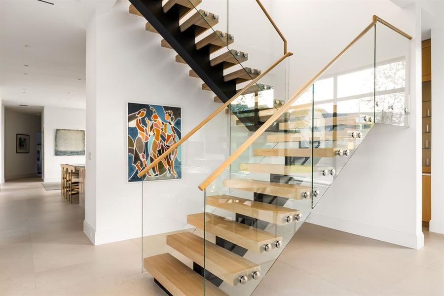 Furnished interior view inside a new home in , Dallas (Image 15).