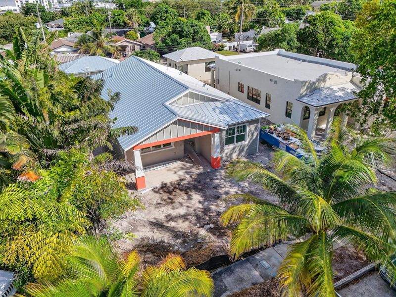 Exterior details and patio area of a home in , West Palm Beach (Image 4). Exterior details and patio area of a home in , West Palm Beach (Image 4).