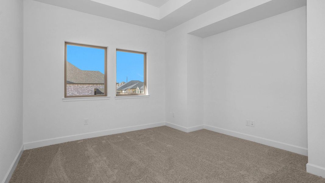 Spacious, unfurnished interior of a new home in Grange, Katy (Image 9).