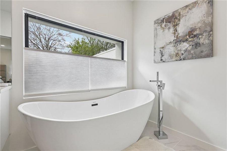 Furnished interior view inside a new home in , Atlanta (Image 19).