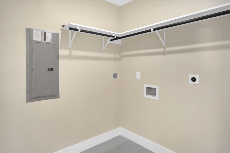 Spacious, unfurnished interior of a new home in , San Leon (Image 16).