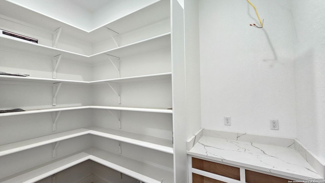 Image 36 of a home in .