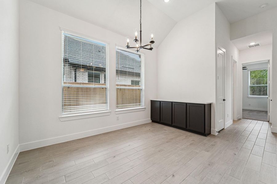 Spacious, unfurnished interior of a new home in Kresston, Montgomery (Image 21).