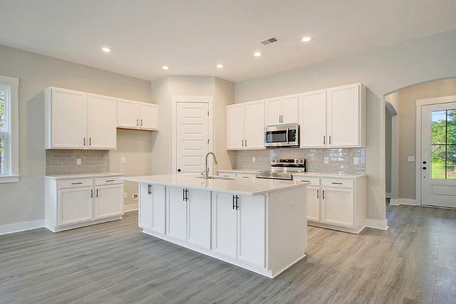 Representative furnished interior of a home built from the Lorraine by Hunter Quinn Homes in Beaufort County Homes, Beaufort (Image 6). Representative furnished interior of a home built from the Lorraine by Hunter Quinn Homes in Beaufort County Homes, Beaufort (Image 6).