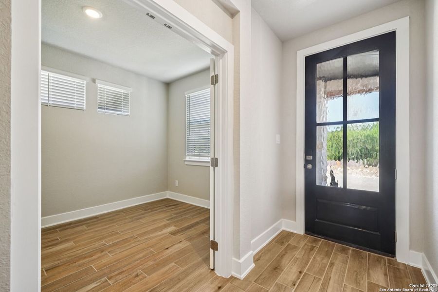 Image 33 of a home in Comanche Ridge. Image 33 of a home in Comanche Ridge.