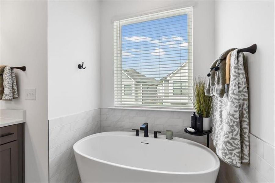Furnished interior view inside a new home in , Roswell (Image 26).