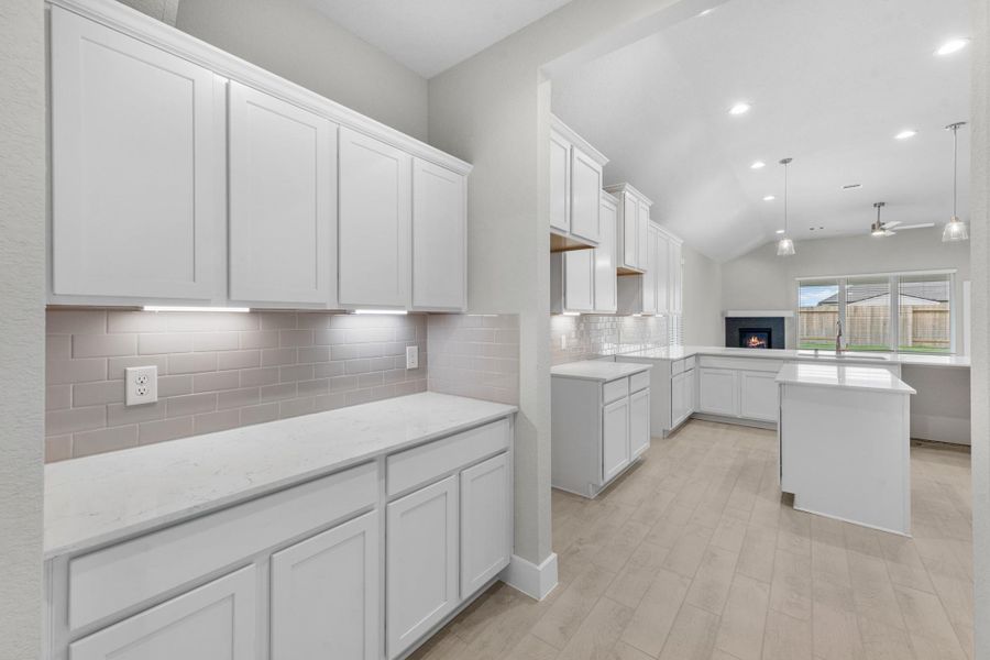 Furnished interior view inside a new home in Beacon Hill, Waller (Image 6).