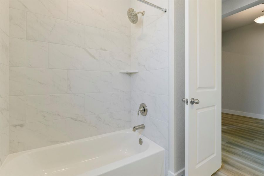 Image 34 of a home in Lago Mar.