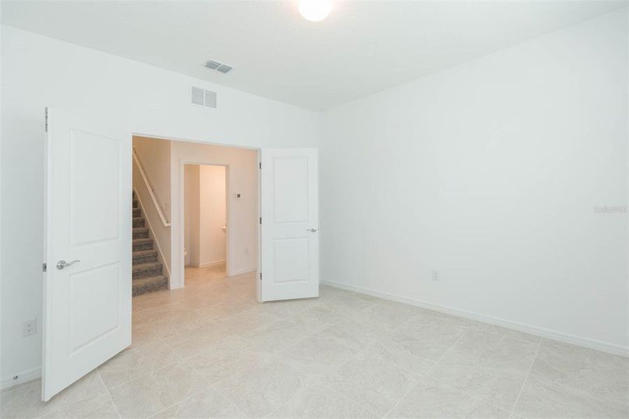 Spacious, unfurnished interior of a new home in Valri Forest, Valrico (Image 44). Spacious, unfurnished interior of a new home in Valri Forest, Valrico (Image 44).