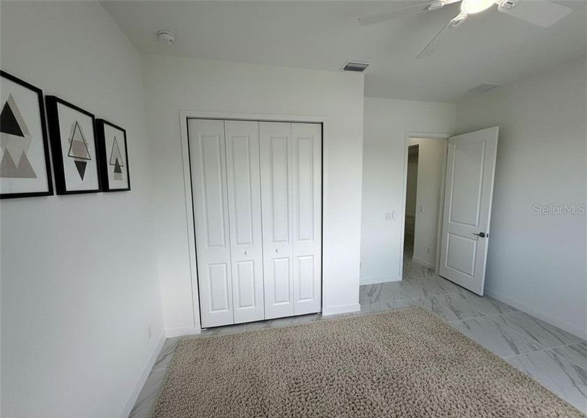 Spacious, unfurnished interior of a new home in , Cape Coral (Image 26).