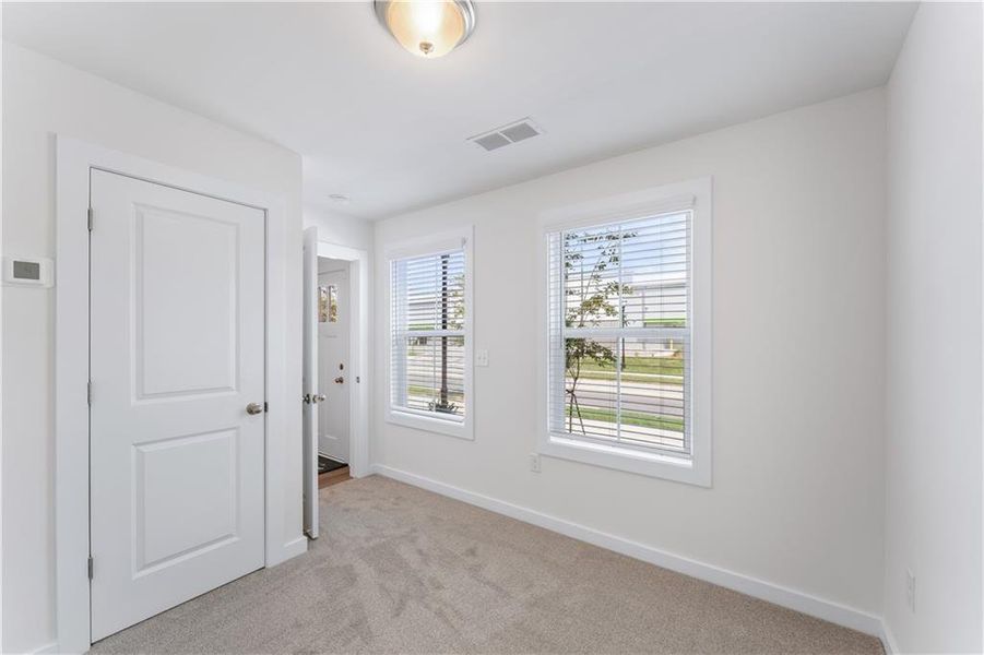 Spacious, unfurnished interior of a new home in Array, Atlanta (Image 15).